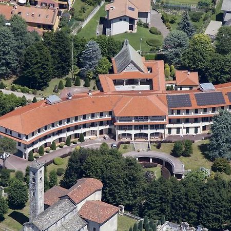 Centro Di Spiritualita Maria Candida Armeno Exterior photo